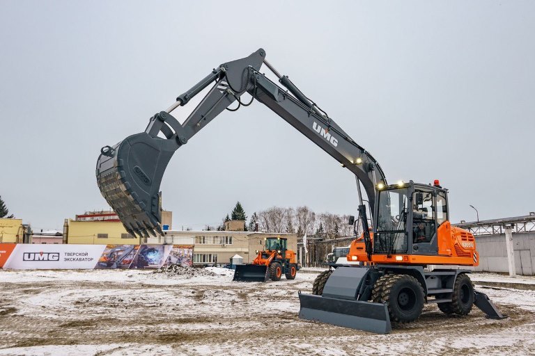 Завод «Тверской экскаватор» выпустил новый полноповоротный гидравлический колесник